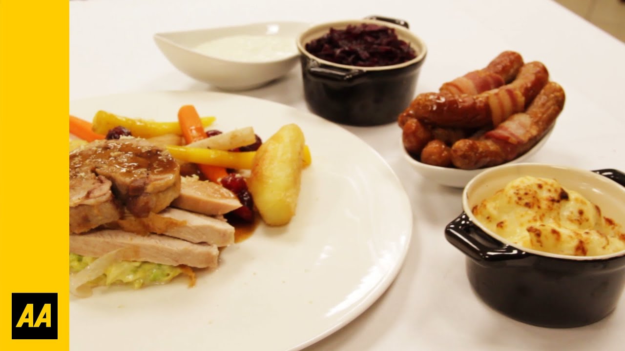 Christmas Dinner: Cooking All The Trimmings - The AA - YouTube