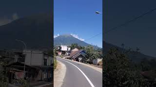 Sangaaarr jalanjalan pemandangan kurir explore