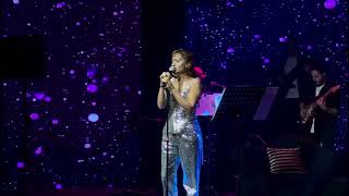 Yıldız Tilbe - Tek Sevenim Sen Olsan (19.11.25 Cahide Palazzo