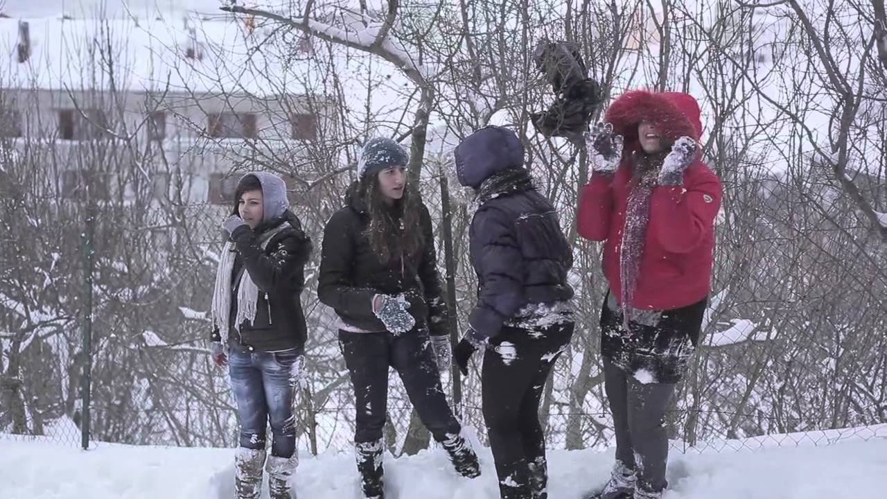La strada di neve -reportage video- Pietragalla (PZ) 9 Febbraio 2012