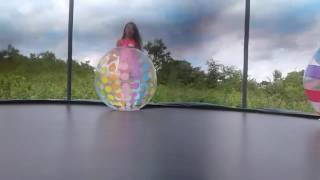 COOL BEACH BALL TRICK