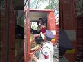 केवल ड्राइवर ही नहीं, बगल में बैठने वाले भी सीट बेल्ट लगाएं #seatbelt #truck