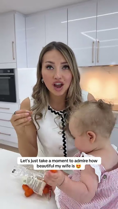 Download lagu Admiring how beautiful my wife is ๐ฅน #couples #familychannel