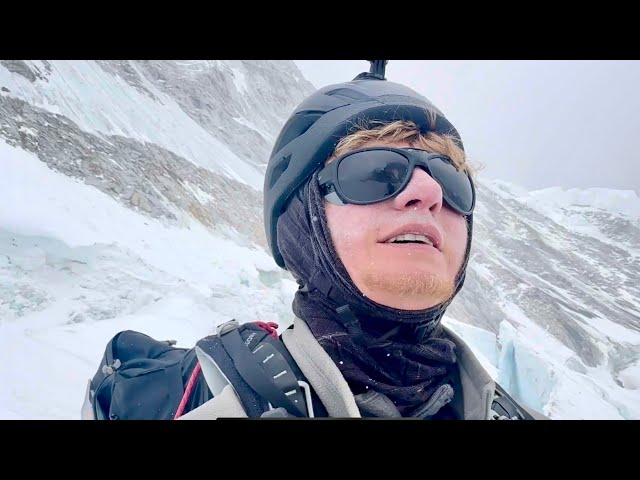 Climbing Mount Everest - Day 22 class=