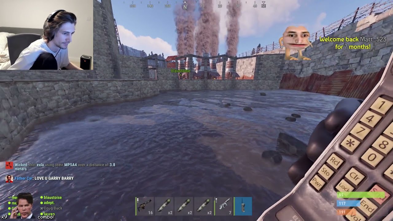 xQc gets an urgent phone call | OTV 2.0 Rust RP