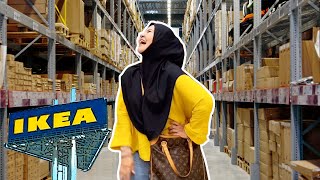 Bonda pakai uniform IKEA