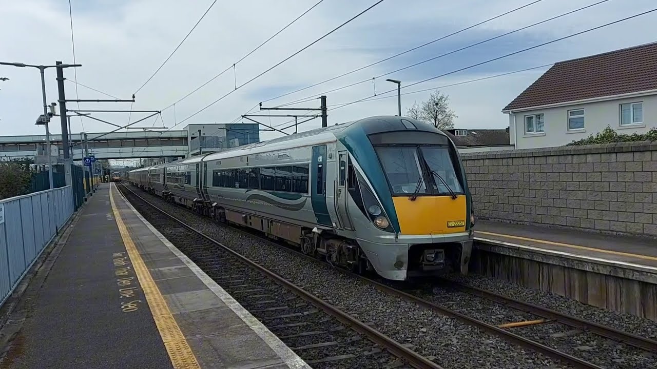 Enterprise Irish Rail & NIR action at Howth Junction. 7/4/26 - YouTube
