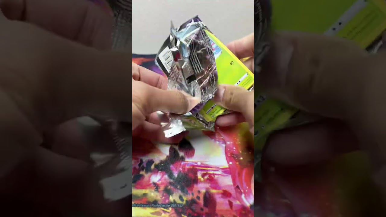 Chilling Reign Pokemon Cards Opening! Full Art VMAX Card Hit!