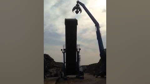 Woodchip ctr loading