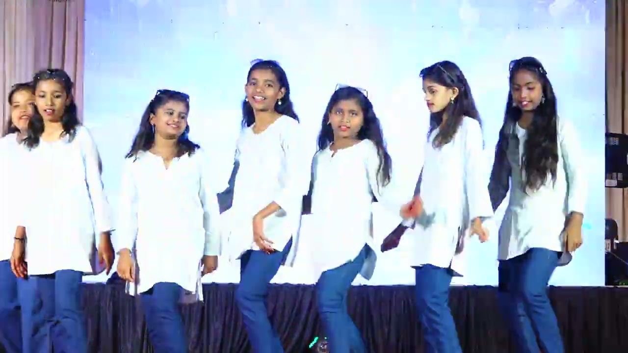 Remix dance performance  by 6th standard students 💐👌💐👍💐👏💐