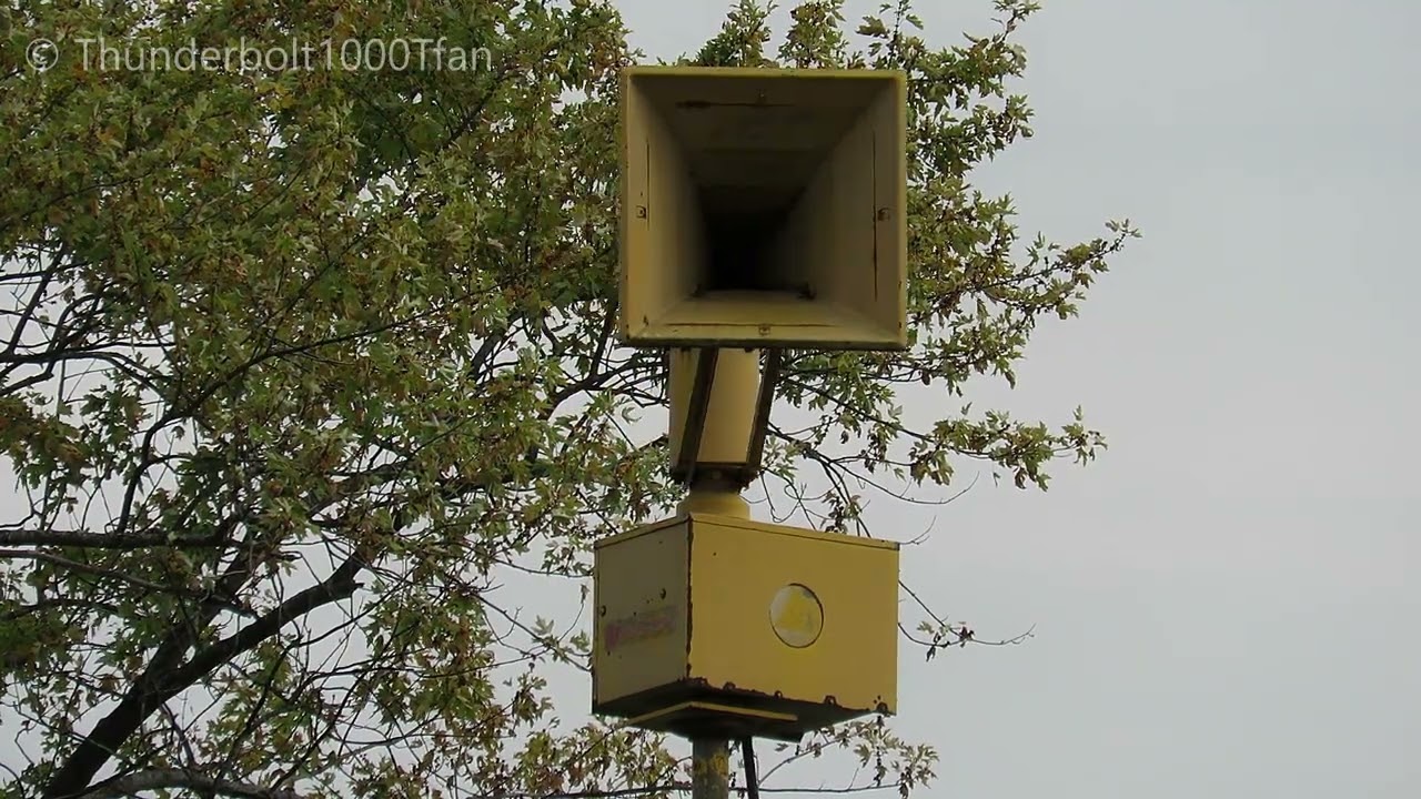 (B-Series) Federal Signal Thunderbolt 1000T Siren Test | Full Alert | Fostoria, OH | 11/4/23