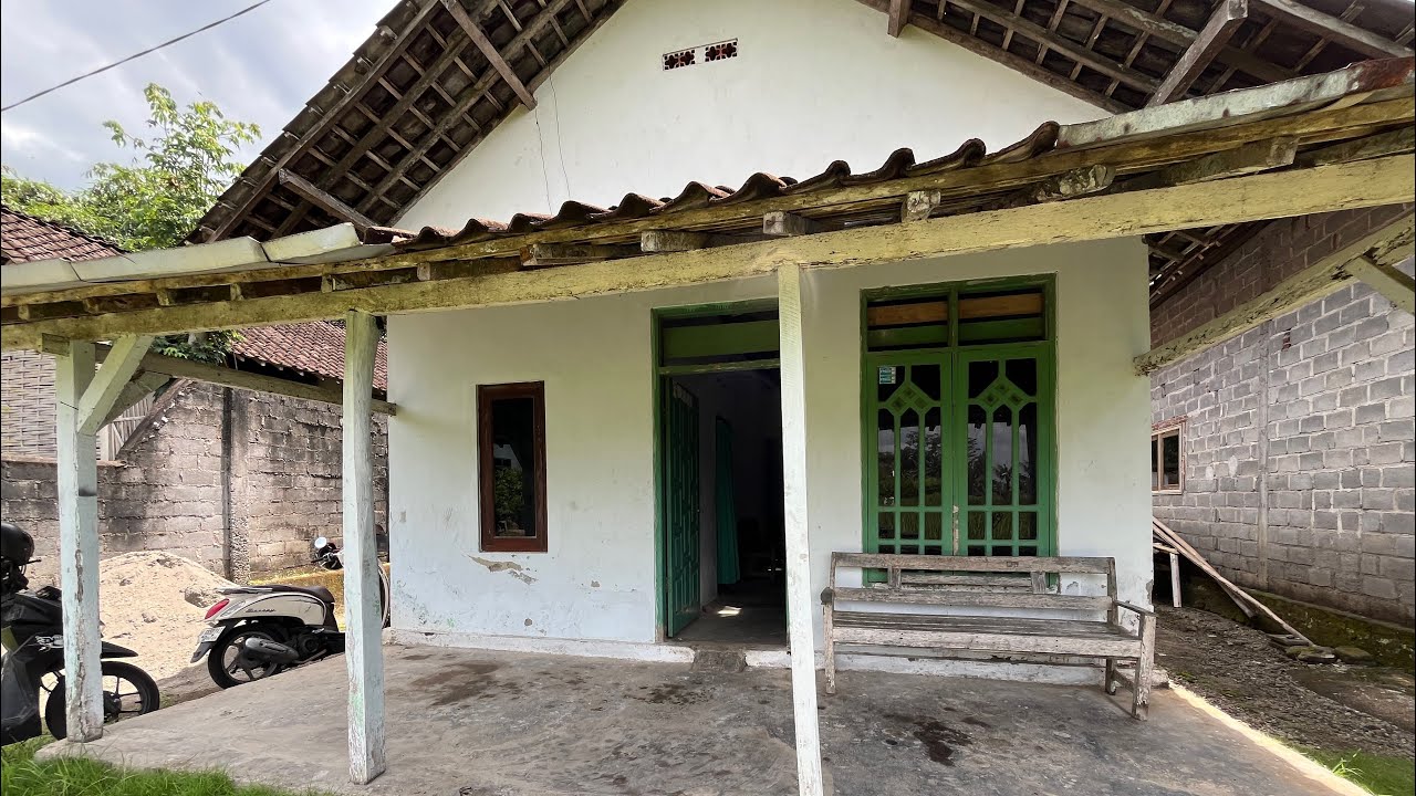 RUMAH KAMPUNG LUAS DAN MURAH  HANYA 150 jt SAJA