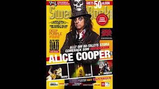 Watch Alice Cooper Pass The Gun Around video