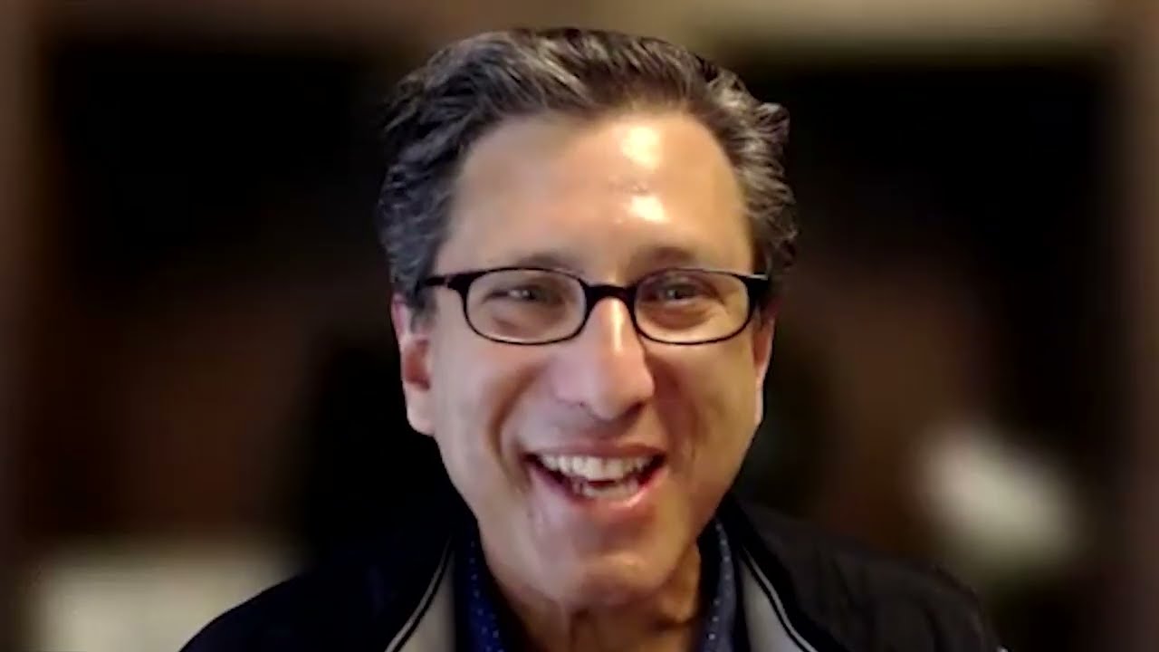 Theranos deception vs. incrementalism's trap | Hypothesize That! Ep 2 (Bonus)