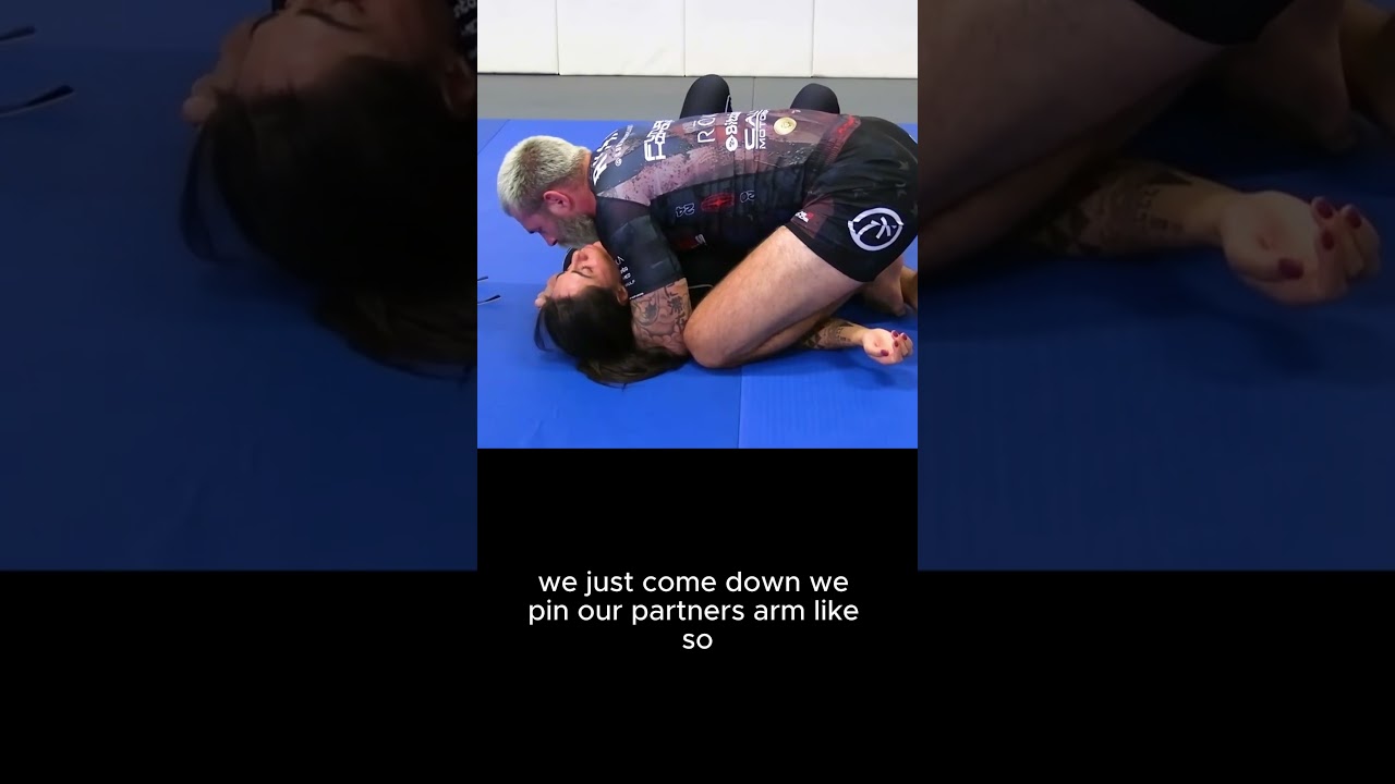 BJJ CRUCIFIX  Isolating The Near Arm With Top Leg - Gordon Ryan 