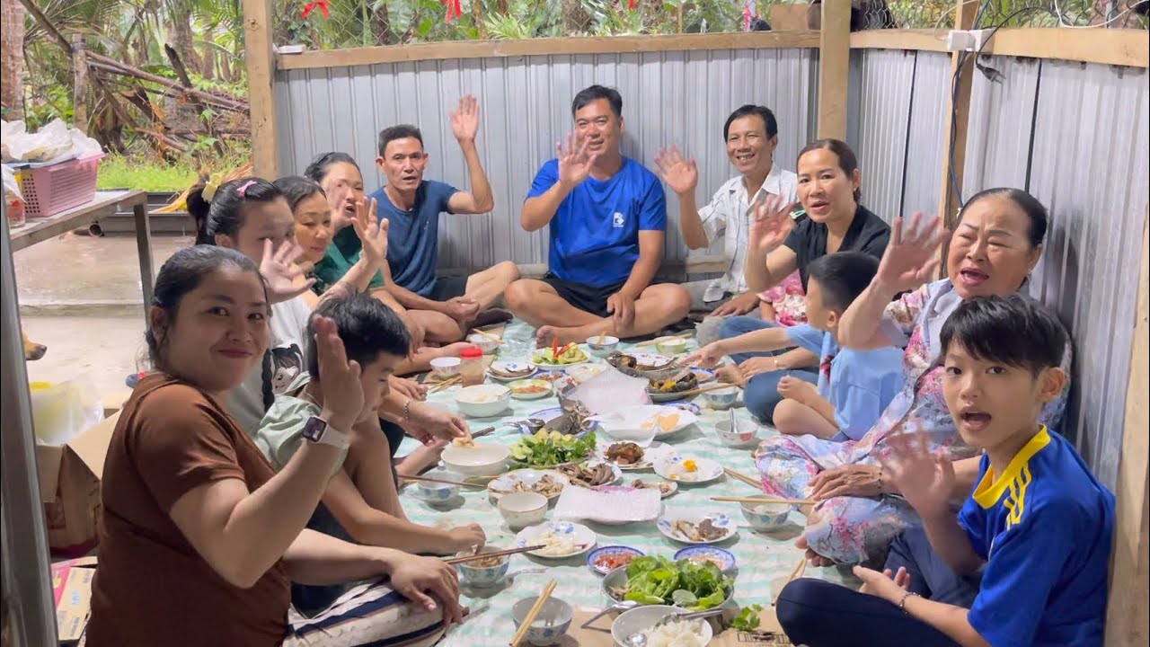 Tát Đìa Cá Làm Vài Món Dân Dã Ăn Tết Muộn Cùng Gia Đình |Atml