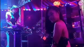 Gái xinh múa cột cực HOT tại quán cafe dj Tí Tách Thủ Đức Nhạc DJ 2019 hay nhất