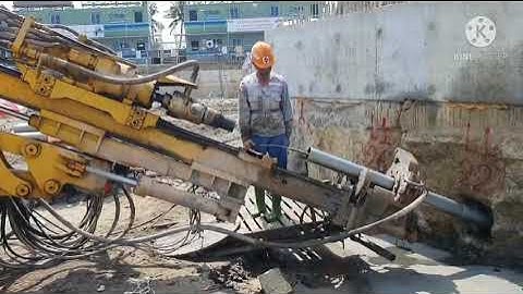 Bước 6    Rút ống Casing, bơm vữa lần 2