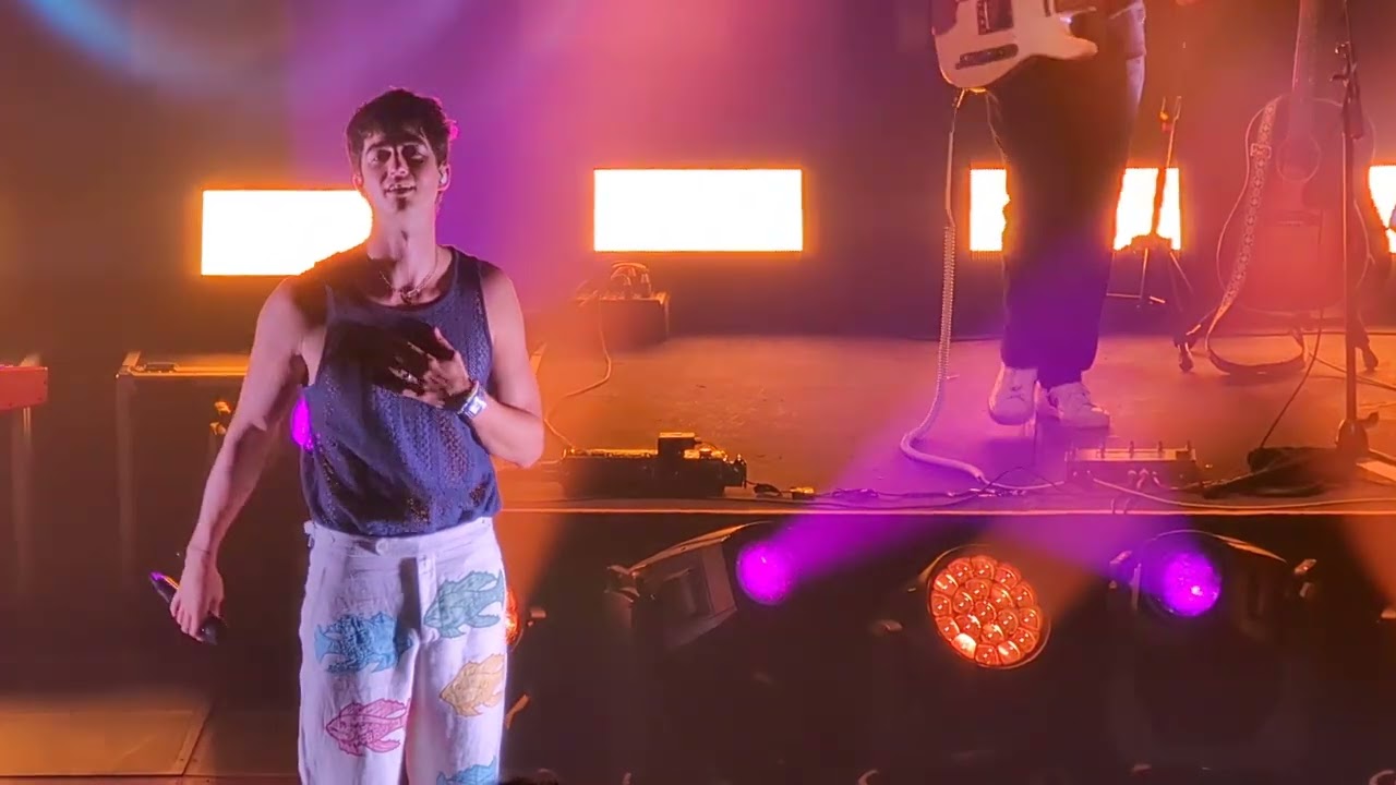 Elijah Woods in Manila 2025 | Ghost on the Radio