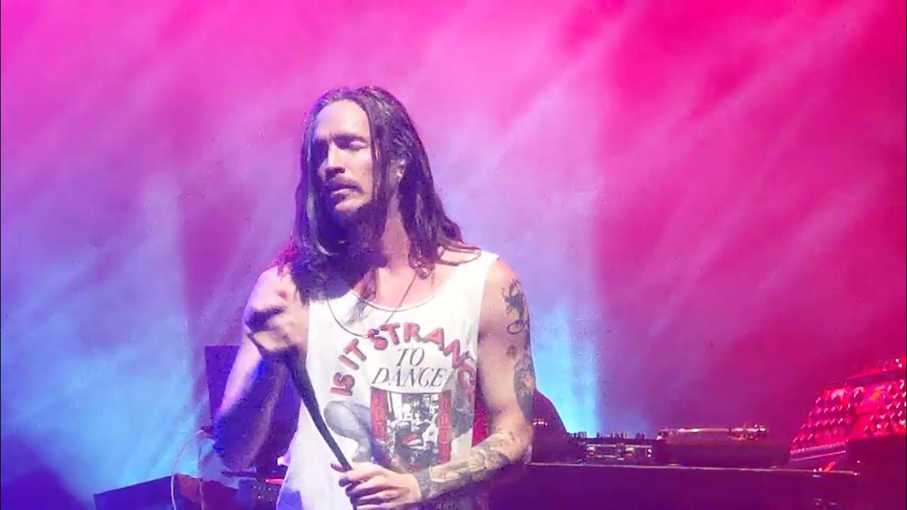 incubus-karma-come-back-live-corpus-christi-2023-youtube