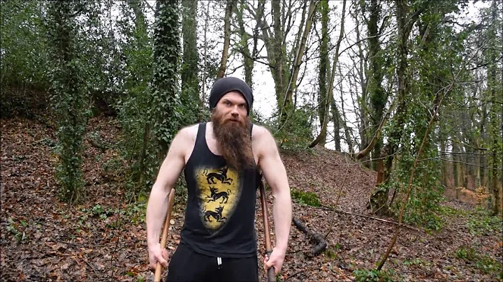 Andrew McClay playing Arvelt