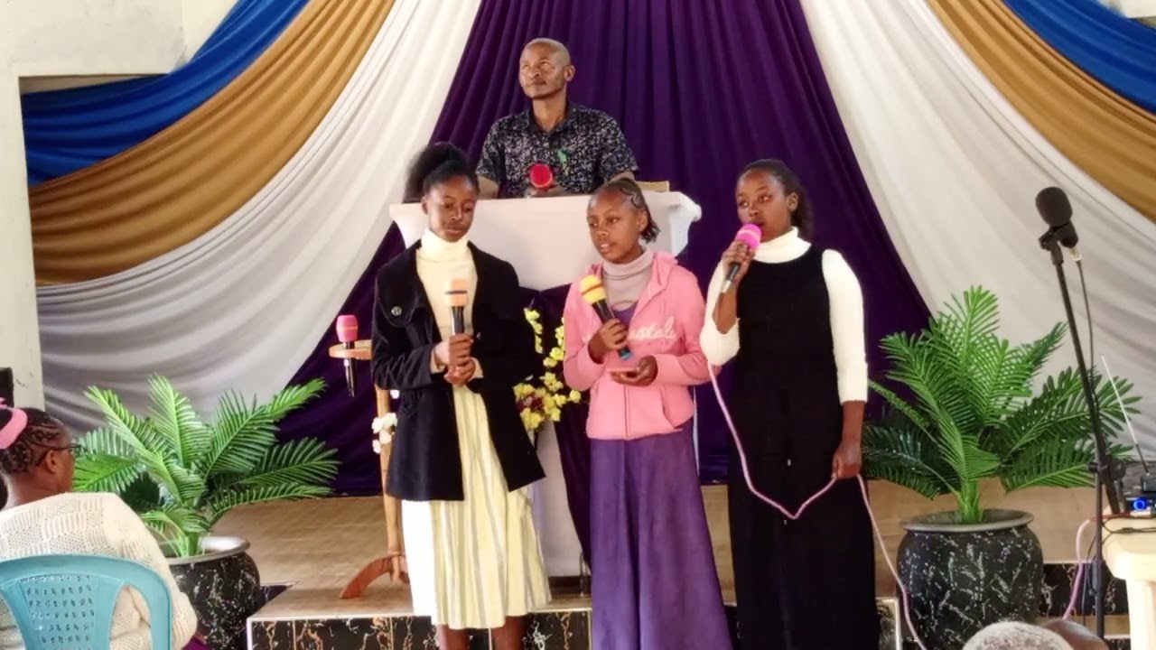 AM TIRED OF TRUMPING