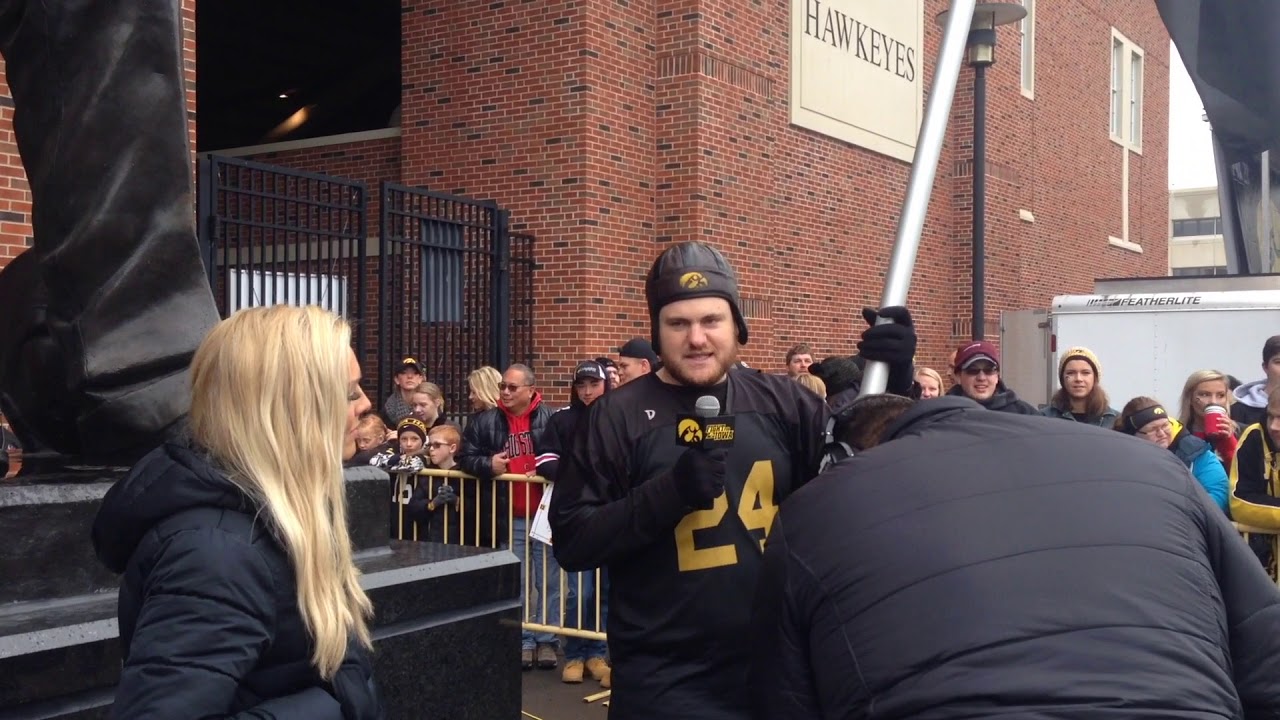 nile kinnick jersey