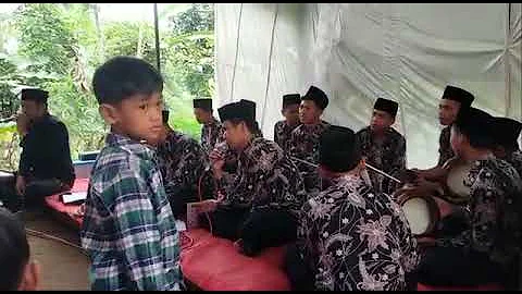 Rebana "lir Ilir" oleh grup pemuda desa Mangunsari