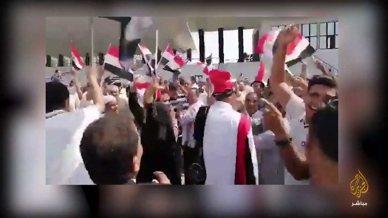" لمتنا حلوة يا وله" بالأغاني الشعبية أنصار السيسي يحتفلون أمام المنصة