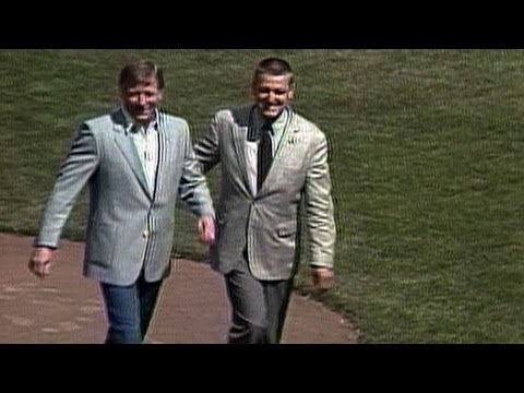 CWS@NYY: Mantle, joined by Maris, tosses first pitch