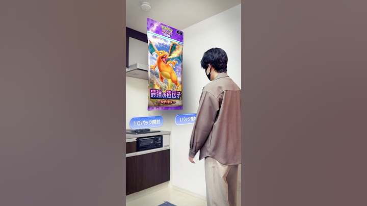 【実写ポケポケ】リアルでパック開封したら、カードの中に入っちゃった。 #ポケポケ #pokemon #vfx #ポケモン #ポケモンカード #開封