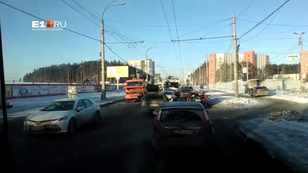 Залетел под камаз