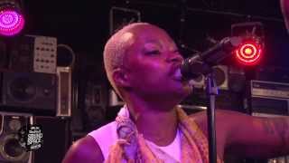 Fitz & The Tantrums - Out Of My League [In The Red Bull Sound Space at KROQ] Resimi