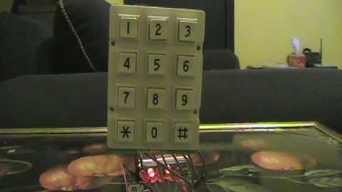 Combination lock circuit featuring the LS7222 combination lock IC!