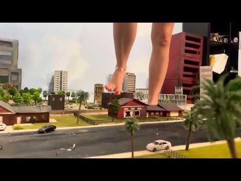 Giantess City