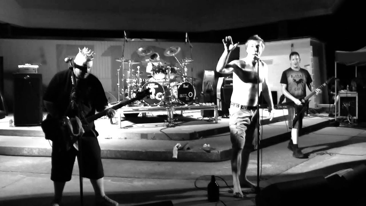 Dave Brockie live with RAWG GWAR UNMASKED July 14 2012 (two cameras, black and white version)