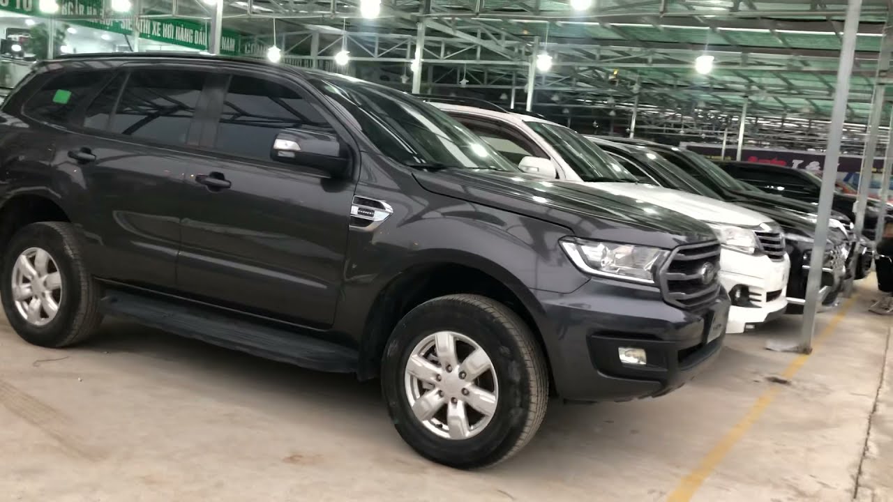 Ford Everest Số sàn! 2019 nhập Thái giá rẻ tội gì mua Fortuner Dầu 2017! 0965525989
