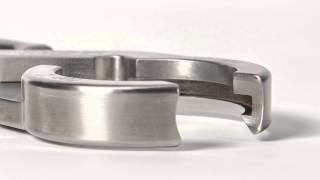 Seal Break Pliers™ | Stainless Steel Manways | Pressure Vessels | Holloway America