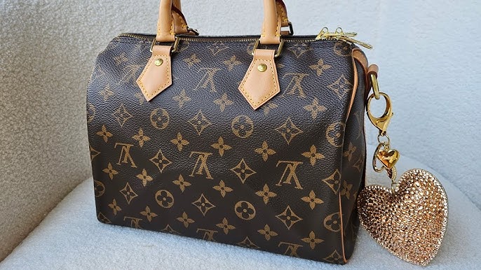 Louis Vuitton Speedy 25 Review!!!! (Speedy Bandouliere) review/ show & tell  🧡🤎 