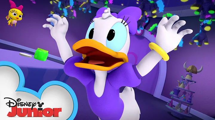 Minnie's Bow-Toons Halloween Short | Stink Monster 🦨 | @disneyjr