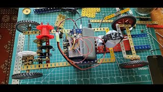 ESP32 C6-Zero Meccano Auto Chassis