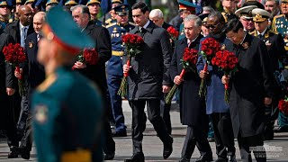 Шавкат Мирзиёев принял участие в торжественных мероприятиях в связи с 79-й годовщиной Победы ...