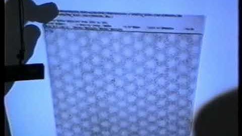 Bragg Lecture 2001. Demonstration 2: phases of reflections in crystallography