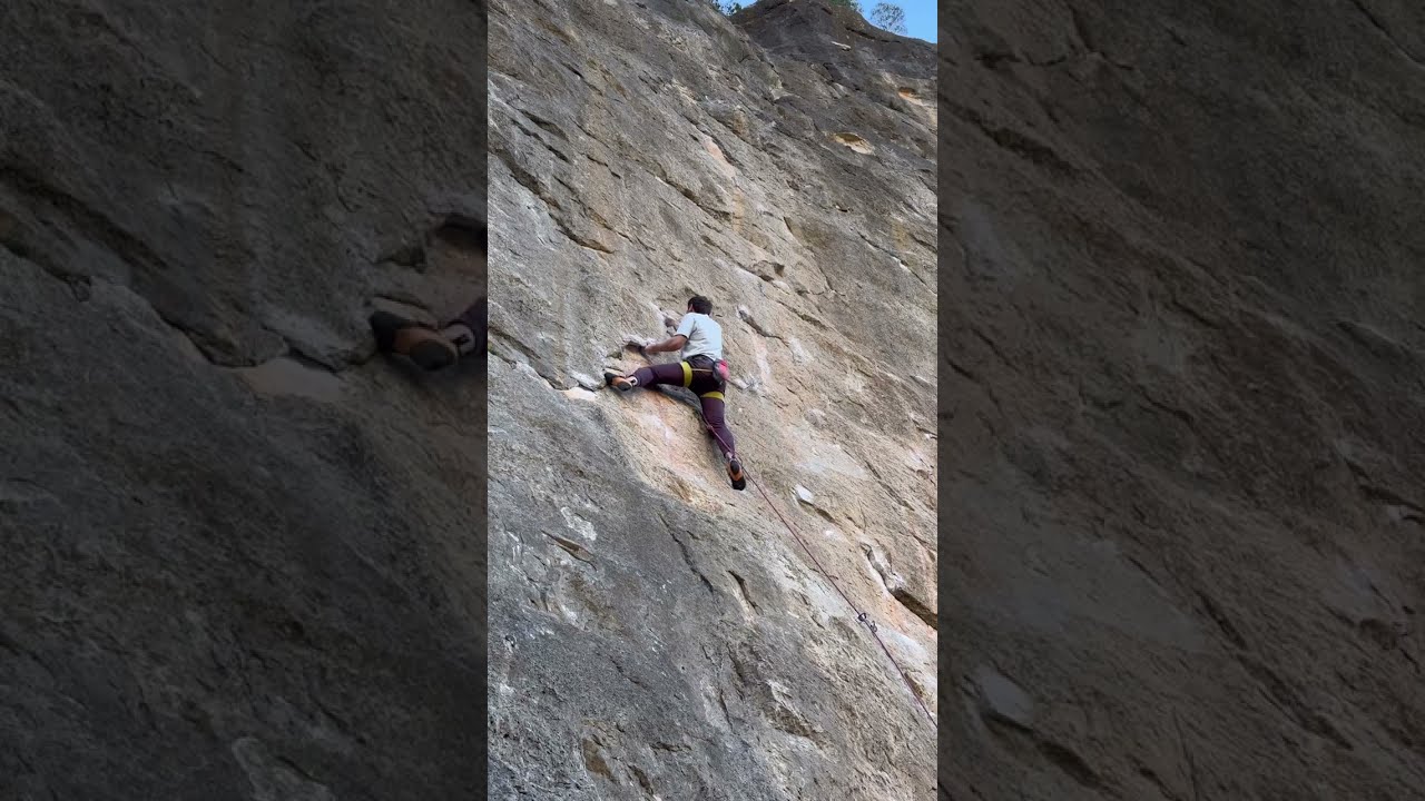 Petitona 5.12b (7b) - L’aparador - Siurana
