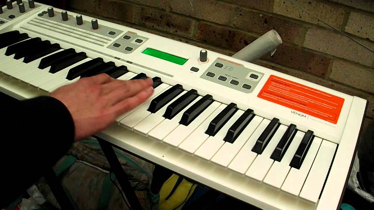 Power Glove Hunters Keyboard Tutorial YouTube