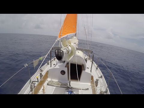 S3 EP10 Day 10 Setting The Trysail Laundry At Sea More Lightening Solo Offshore 1 550 Miles 