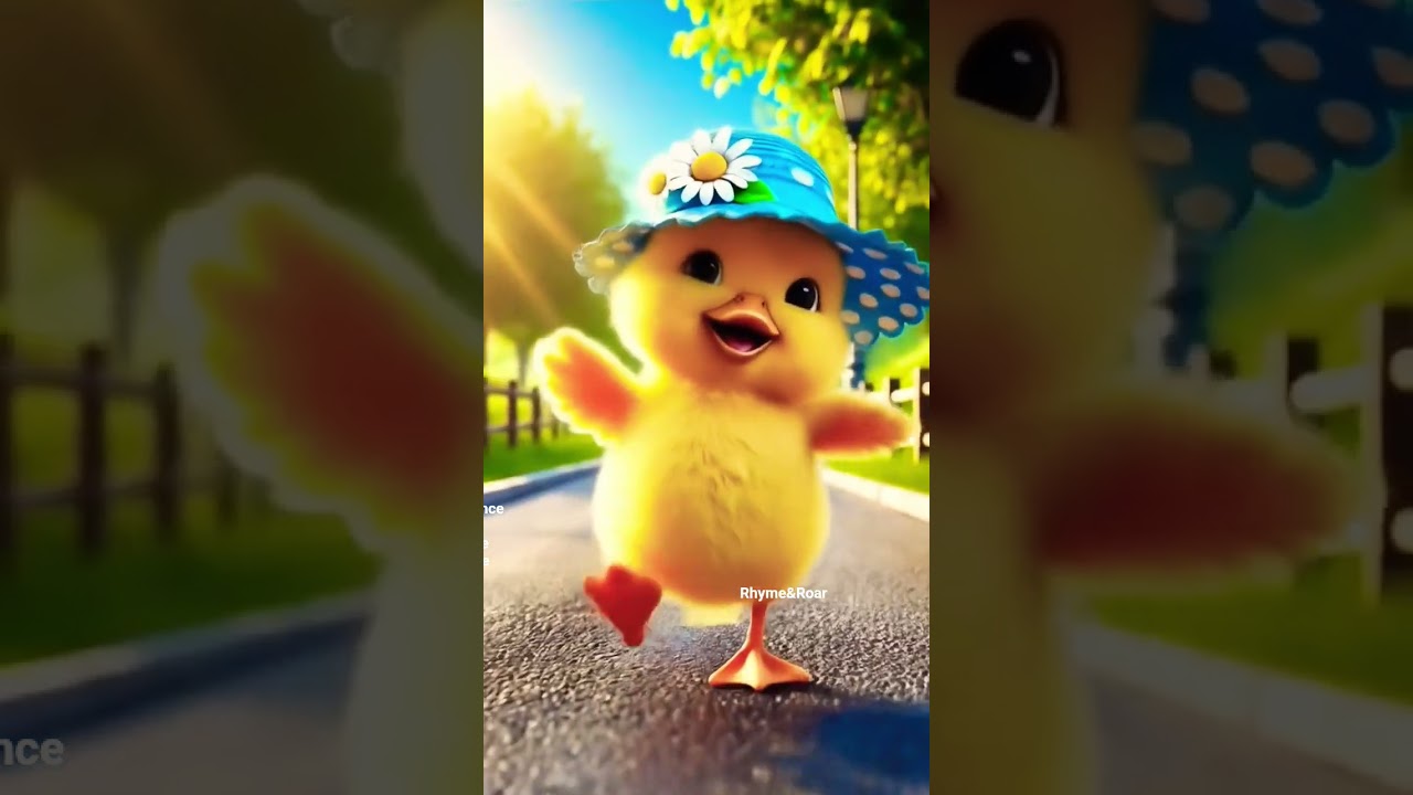 Cutie Duck Dance🐥!! Enjoying Sunlight ✨