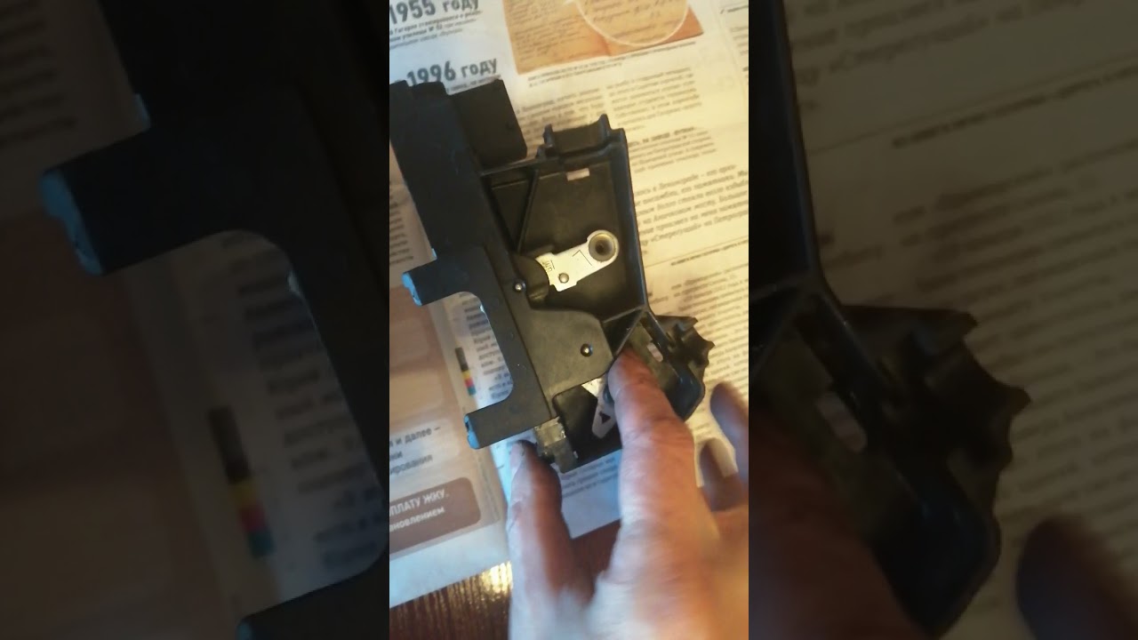 Опель Виваро/Рено Трафик Ремонт замка двери - YouTube