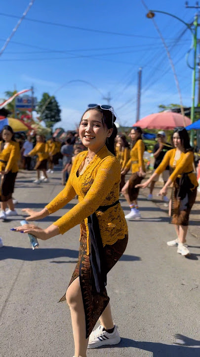 Joget Dj Ciina Bana Karnaval. #karnaval #Dj #Remix #cover #karnaval #Dancer