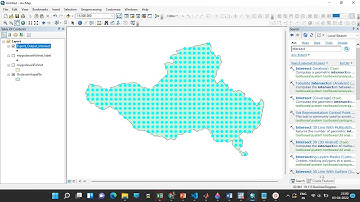 How to extract lat long from shapefile in ArcGIS